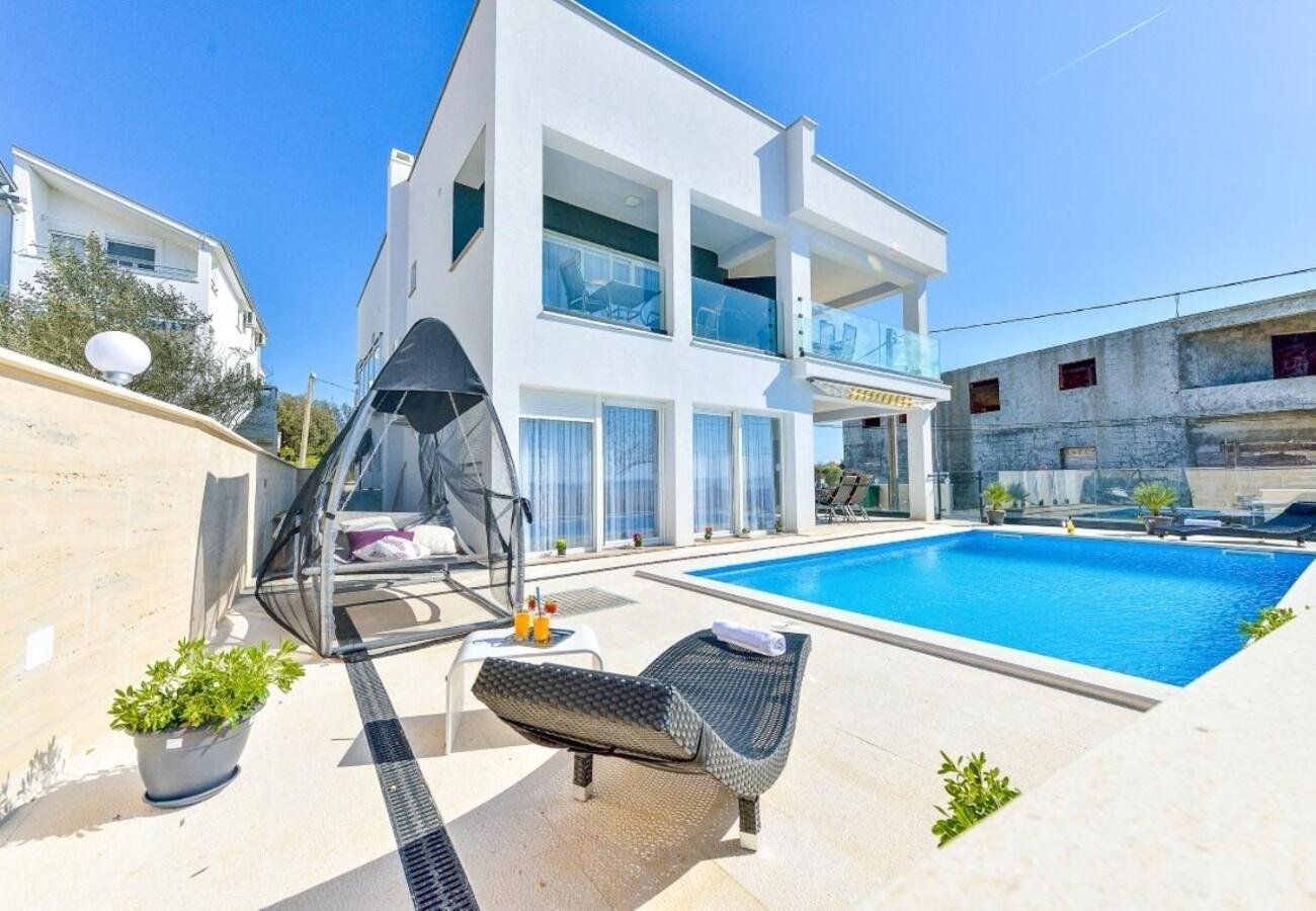 Apartments Sunny By The Sea Zaton  Dış mekan fotoğraf
